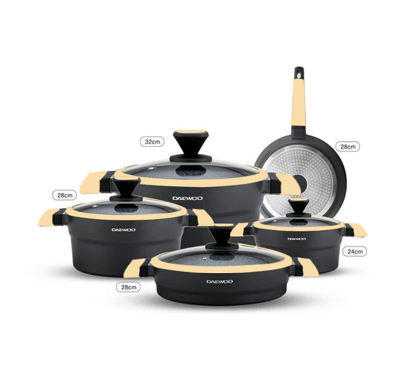 طقم قدور دايو 9 قطع - ألومنيوم مصبوب، طلاء جرانيت غير لاصق، يعمل بالحث الحراري، خالٍ من المواد الكيميائية - أواني 32 سم (9.5 لتر)، 28 سم (6.7 لتر)، 24 سم (4.1 لتر)، مقلاة 28 سم بمقبض قابل للإزالة، طاجن 28 سم، أسود وحواف كريمي